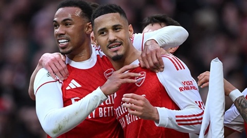 Ian Wright tiết lộ điểm yếu chí mạng của Arsenal